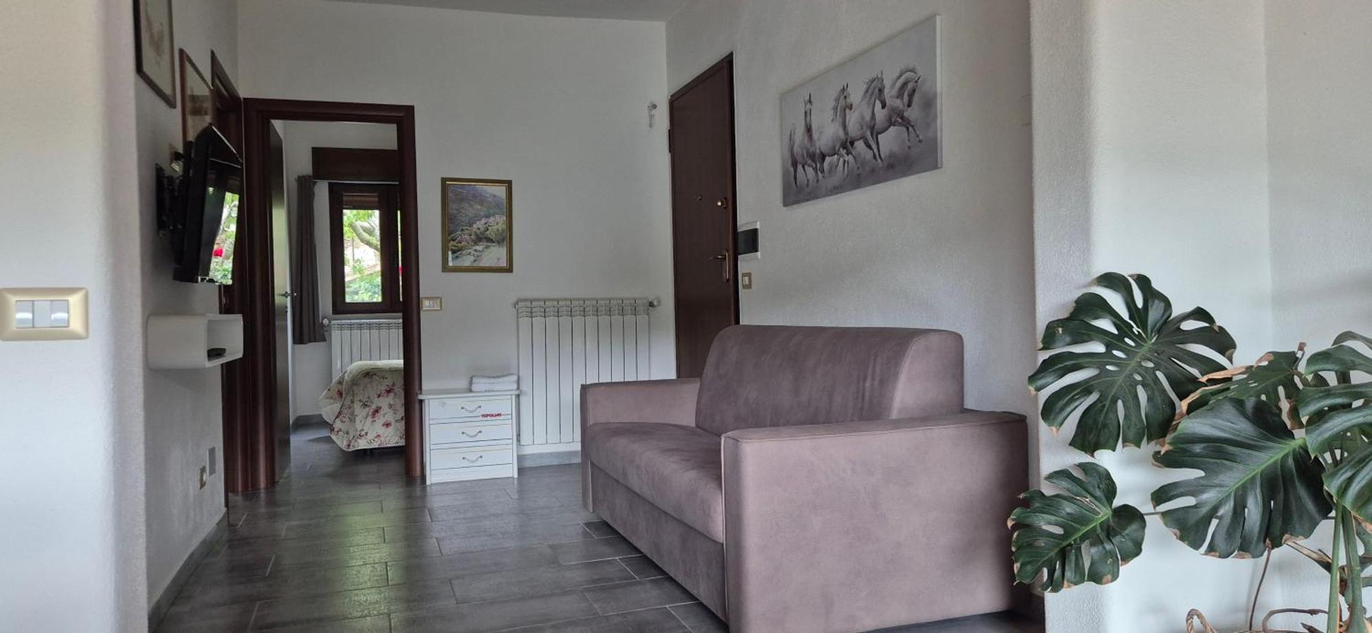 Da Lisa Apartment Desulo Luaran gambar